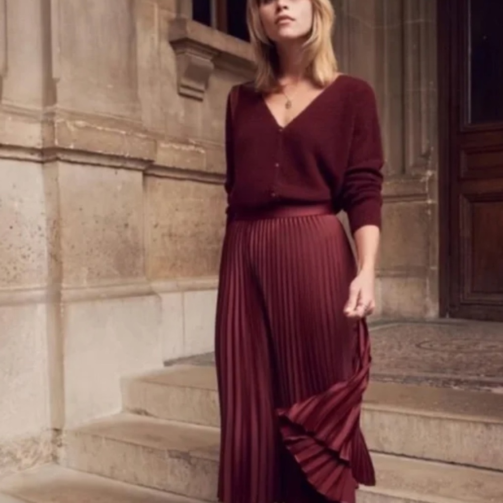 Sézane Dino Skirt in Burgundy EUC
